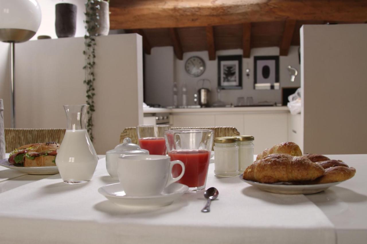 Stella21 Bedandbreakfast Модена Екстериор снимка